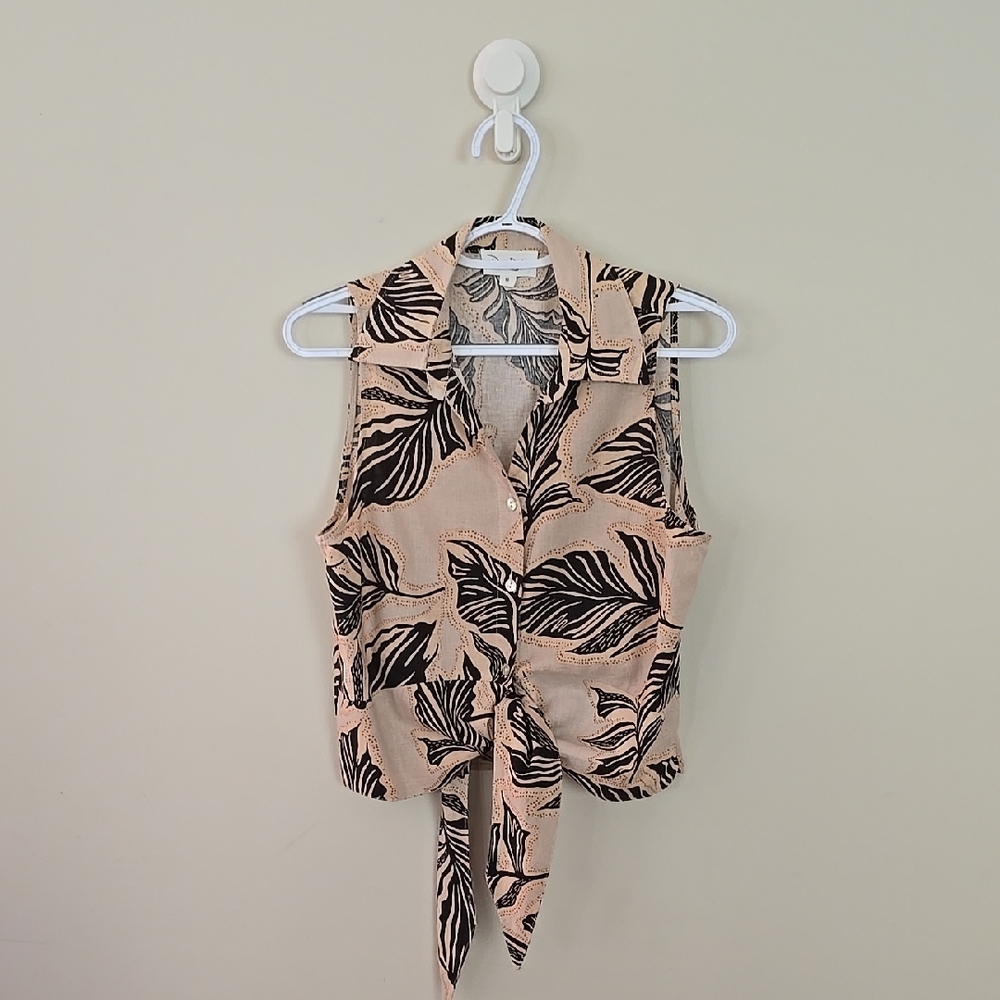 Linen Blend Black and Cream Leaf Print Sleeveless Blouse